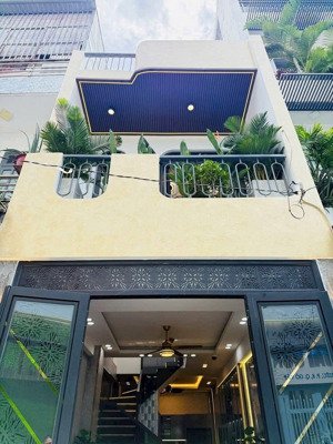 cần bán nhà đường mạc đĩnh chi, p.đa kao, q1, gần chợ tân định, giá 4tỷ990, dt 74m2 hđ thuê 28tr/th