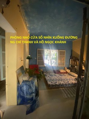 cho thuê nhà tập thể tầng 2 tại ngõ 31 nguyễn chí thanh, view đường và hồ ngọc khánh, giá 4.2tr