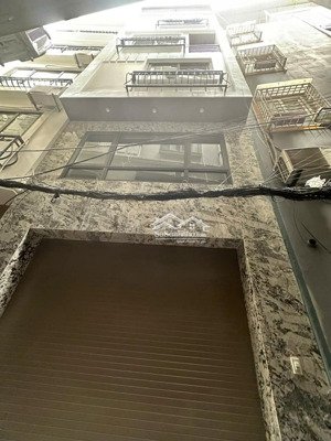 sát hồ, ngõ thông, ôtô đỗ cách nhà 5m, hoàng ngân*55m2*6t*mt 4,5m 12,5 tỷ, kdvp, spa, ở cực vip