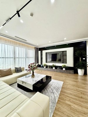 mới! bán 2 căn góc 105m² và 135,8m² - tầng trung đẹp, view thoáng - sổ đỏ thiện chí bán, bao phí