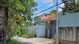 chính chủ, nhà diện tích khủng quận 9 với 220m2, đường ôtô ngay đh marketing