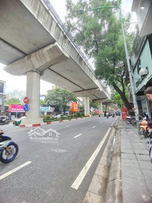 chính chủ bán siêu phẩm xe tải đỗ cửa phố hồ tùng mậu 4 tầng 43m2 mặt tiền 3,6m, giá hời 12.6 tỷ