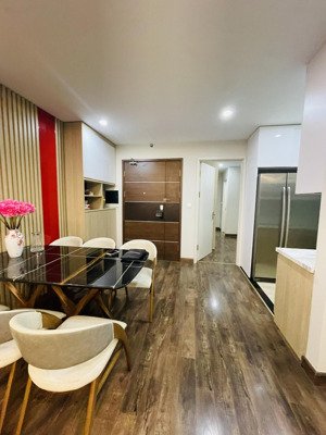 chính chủ bán căn hộ tại home city, tòa v1, 2 ngủ 59m2, ban công đông bắc, full nội thất, sổ đỏ