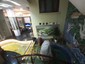 siêu phẩm 8 tầng thang máy - lô góc - phố víp láng hạ -kinh doanh siêu đỉnh - ô tô tránh nhau