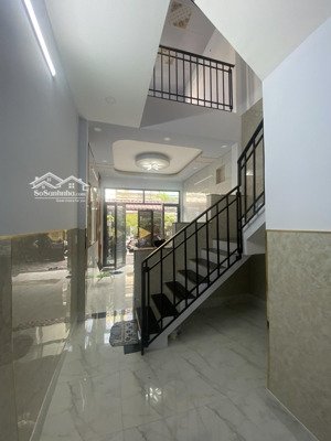 quận 6 hẻm 5m nhà 2 tầng mới dt 52m2 giá 7,2 tỷ.
