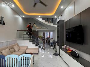  BÁN NHÀ 3 TẦNG – THƯ TRUNG – TẶNG NỘI THẤT ĐẸP – GIÁ CHỈ 2.85 TỶ!