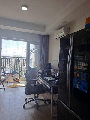 chung cư âu cơ tower, 2 phòng ngủ cần bán gấp. lh 