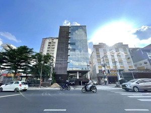 tòa đẹp quận 10 mới 90% đủ tiêu chuẩn bệnh viện phòng khám trường học ngân hàng