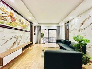 bán gấp nhà tại văn chương, đống đa, hà nội. 6 tẩng thang máy, 9,68 tỷ