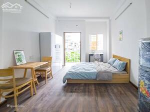 PHÒNG CHO THUÊ - BAN CÔNG - GẦN ĐH T DƯỢC, BÁCH KHOA, KINH TẾ, HUFLIT