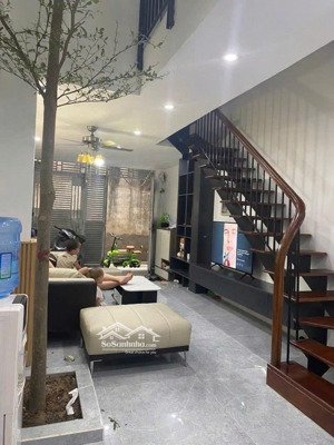 bán nhà phùng khoang, trung văn, gần lương thế vinh, 30m ra ô tô tránh, 45m2, 4 tầng, 8.8 tỷ có tl