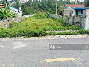 chủ nhà cần bán gấp lô 200m2 thổ cư sẵn sổ và 300m2 đất vườn - giá thương lượng sâu!