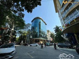 bán nhà mặt phố hoàng quốc việt 160m, 9 tầng, kinh doanh đỉnh, giá hơn 90 tỷ.