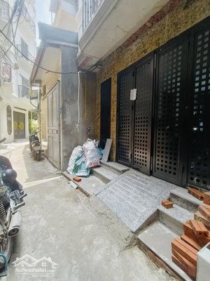 siêu phẩm lĩnh nam chccmini, 7 tầng thang máy, 10 phòng full nội thất, dòng tiền ổn định.