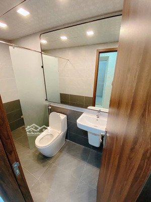 bán mặt 9 tầng kinh doanh - thang máy - view hồ linh quang - nội thất xịn giá trên 27 tỷ tl