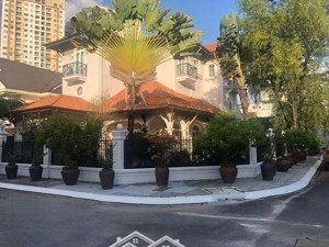 cho thuê nhà viila biệt thự cổ.7a phan kế bính phường đakao quận 1.