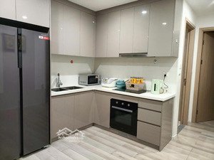 sẳn sổ đỏ - căn hộ masteri 2pn đủ nội thất. view hồ bơi cực đỉnh - chỉ 5,2 tỷ (bao hết)