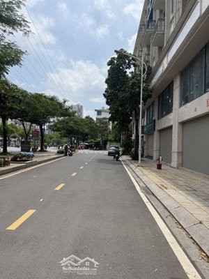 bán gấp liền kề 6 tầng 91m2 tại him lam vạn phúc, 34,5 tỷ.