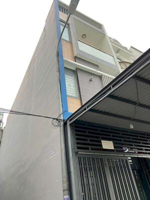 Nhà sổ riêng 2 lầu 1 trệt 3.7 tỷ/72 m2, sân ô tô