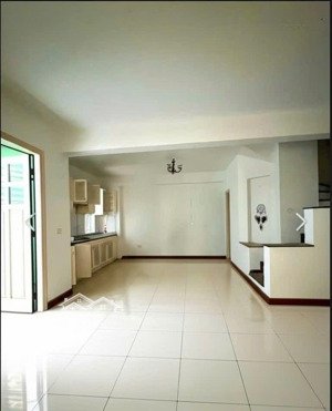 siêu phẩm siêu rẻ lô góc ngõ 12 phố đào tấn - 2 mặt ngõ thông rộng 6m- khu vip toàn người nhật