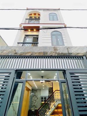 bán gấp nhà trần nguyên đán, p.tân định, q.1, dt:44m2. giá: 3tỷ990tr. lh gia hào