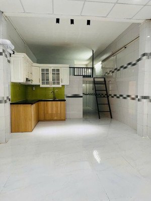 bán nhà mặt đất chung cư có 2 tầng trần quốc toản, hải châu, đà nẵng