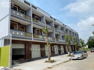 15 triệu - CHO THUÊ DÃY NHÀ LIỀN KỀ, 3 TẦNG MẶT TIỀN ĐƯỜNG SỐ 49, Khu Stella Mega City (KDC Ngân Thuận) Kita Airport City