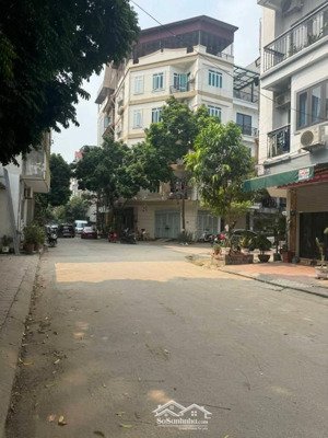 nhà đẹp 50m2, mặt tiền 8m - vỉa hè rộng rãi - oto tránh - kinh doanh đỉnh