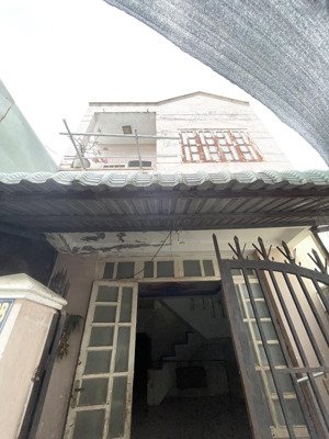 bán nhà 2 tầng trịnh quang nghị bình hưng bình chánh dt 68m2 4pn giá 2tỷ 250