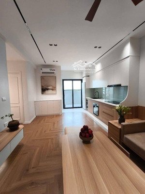 em có nhu cầu bán căn góc tòa ct6 kđt xa la 68m, 2 ngủ 2 vs