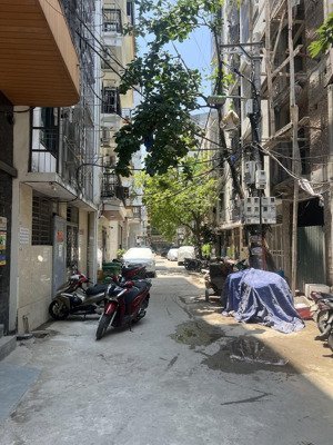 cầu diễn. dòng tiền - lô góc - ô tô đỗ cửa - 65m2 - 5 tầng - 8.98 tỷ