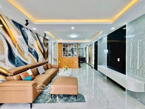 nhà có dòng tiền sinh lời 12tr/ tháng toạ lạc tại đ. nguyễn du, dĩ an cần bán gấp với giá 1 tỷ 590.