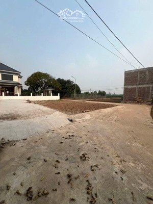 bán nhanh lô góc 3 mặt thoáng lại trạch, yên phú, gần chợ đầu mối đông tảo