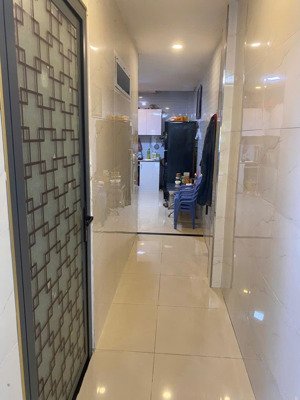 bán gấp mặt tiền hxh c1, phạm hùng gần satra, bình hưng dt: 72m2 (4x18m), 2t, 2pn, 2wc, chỉ 5.1 tỷ.