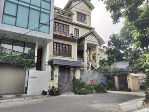 chủ thở ô xy hạ chào nhà 3 tầng lô góc 180m - ô tô 7 chỗ vào nhà - hàng xóm vin ocean park