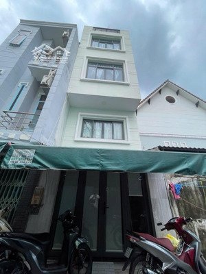 bán nhà hẻm bùi văn ba, phường tân thuận đông, quận 7. 32m2 giá 5,5tỷ