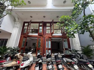 cho thuê căn hộ 2 tầng full đồ vị trí đắc địa ngõ rộng 7m mặt tiền 6,8m