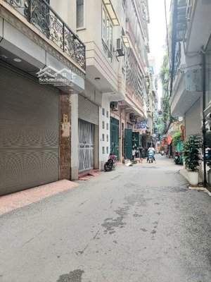 phân lô,ôtô tránh,vào nhà,ngõ thông, kd, vương thừa vũ, 38m*4t* giá chào 12,9 tỷ, công năng đ đủ.