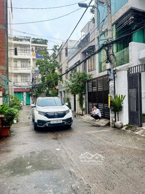 hẻm sang thông tứ phía bùi đình túy, bt - 4x16 - 5 tầng st - vuông vức - chỉ 10,9 tỷ