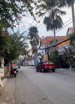 hiếm có khó tìm mặt bằng kinh doanh sầm uất tại thảo điền tiện ích kề bên thích hợp kinh doanh, ở