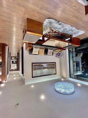 bán căn góc 109m dự án 6th element, tầng cao hướng nam mát mẻ sẵn sổ đỏ