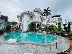 rẻ đẹp quá! bán gấp biệt thự ven sông đặng thùy trâm, q. bình thạnh 200m2(10x20) - 4 tầng giá 25tỷ