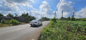 ngộp bán rẻ mảnh đất tại đá bạc, gần ngã 6 , khu dân cư , 30m mặt đường