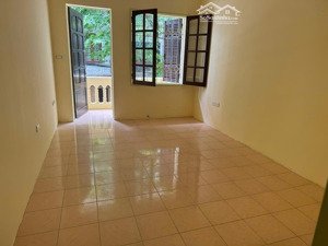 cho thuê nhà ngõ trung kính - mạc thái tổ, cầu giấy. diện tích: 55m2 x 5 tầng.