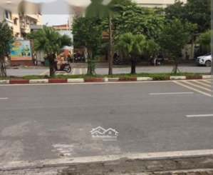 bán căn nhà, ngay chợ, tứ hiệp thanh trì chỉ 4.x tỷ