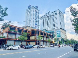 cho thuê 2500m2 nhà hàng sân vườn view suối mặt tiền đường võ thị sáu, biên hòa