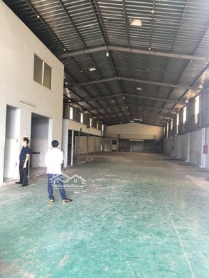 nhà xưởng cho thuê đường vp41, vĩnh phú thuận an bình dương dt: 700m giá 35 triêu lh: 
