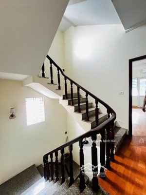 bán nhà cát linh, lô góc, oto tránh 65m2 giá 18 tỷ