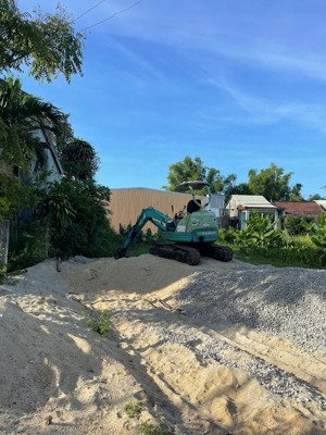 cần bán bê tông chính điện nam bắc