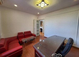 cho thuê chung cư b10 nam trung yên, trung hòa, cầu giấy. diện tích: 70m2